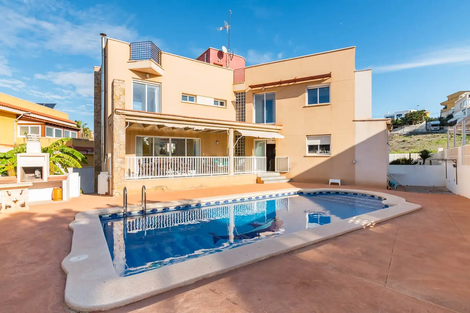 Swimming pool of Houses for sale in Cartagena  with Air Conditioner, Heating and Terrace