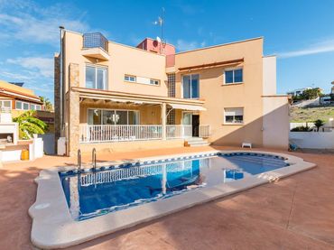 Xalet amb balcó en venda a Mar Menor de Cartagena – Cabo de Palos