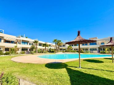 Baixos amb piscina en venda a Playa del Acequión, Náufragos y Rocío del Mar