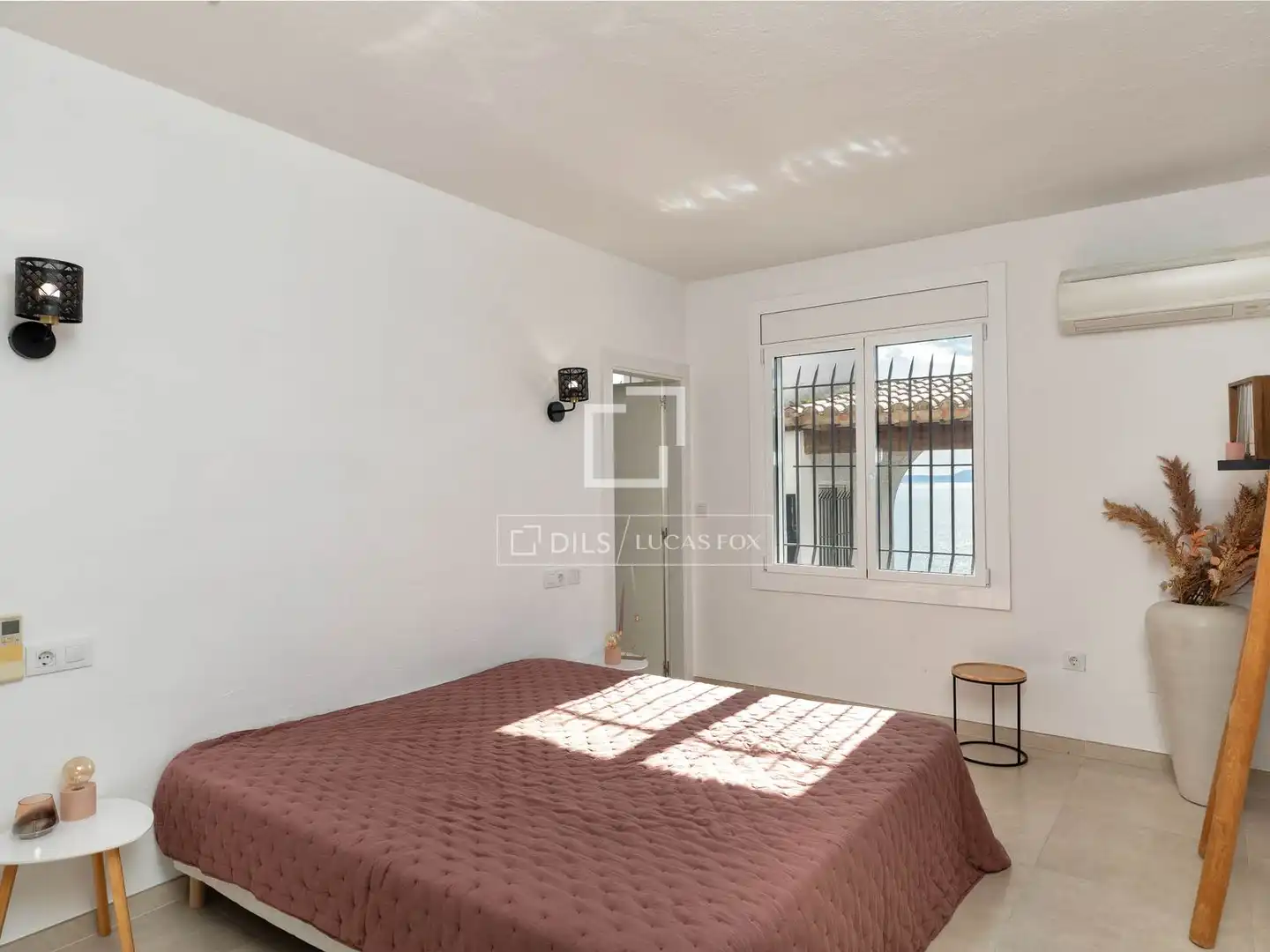 Dormitori de Casa o xalet en venda en Roses amb Aire condicionat, Calefacció i Jardí privat