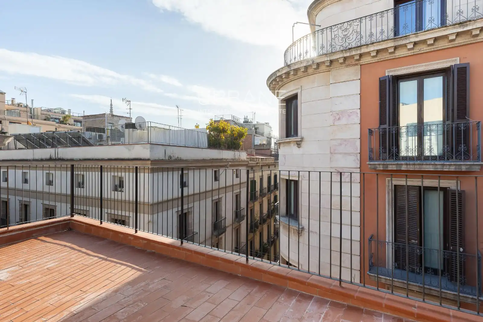 Terrasse von Wohnung zum Verkauf in Barcelona mit Klimaanlage, Heizung und Parkett