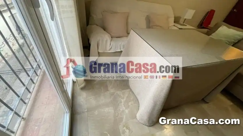 Flat with terrace to rent in Calle Gran Capitán, imagen 4