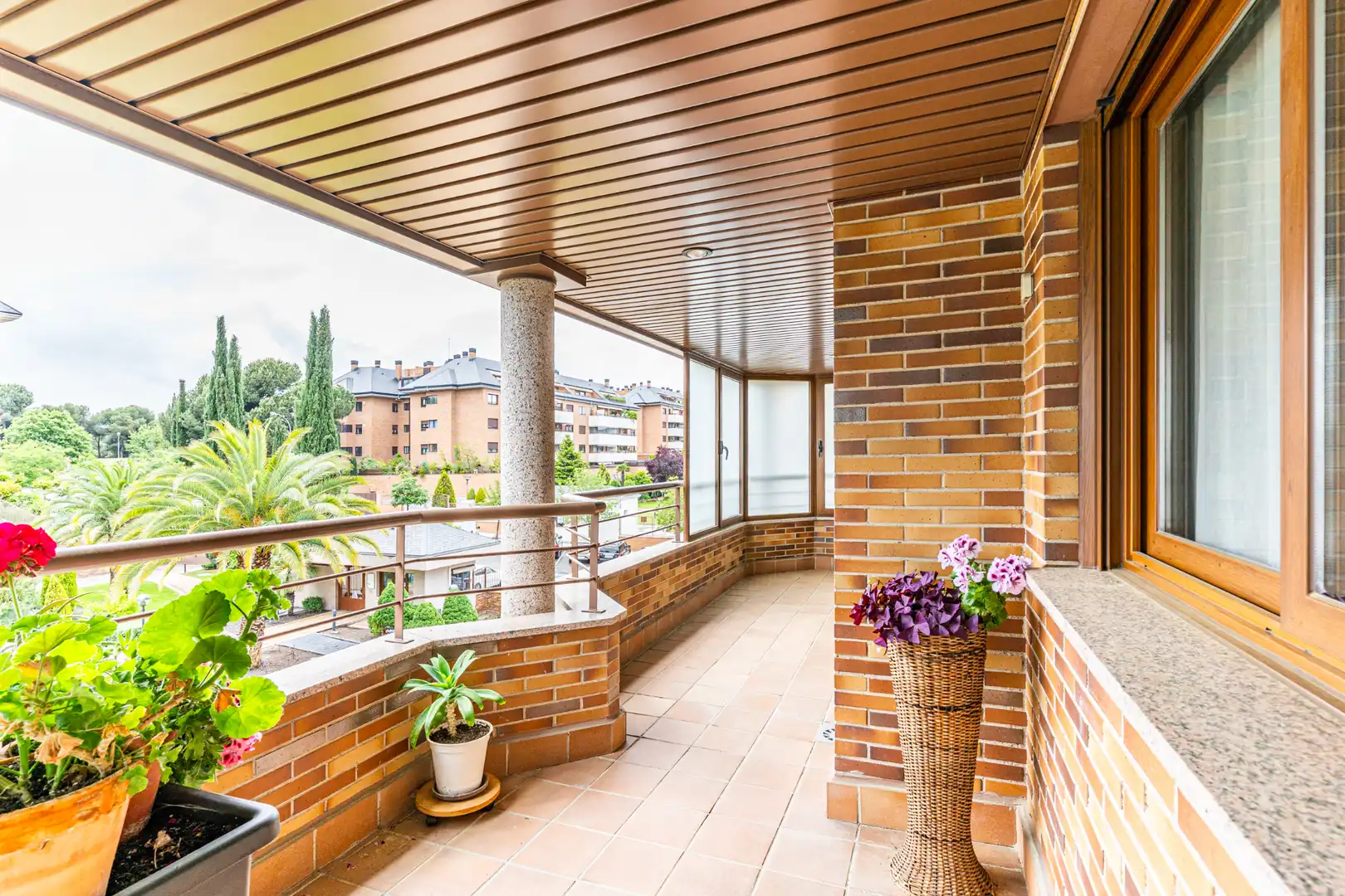 Terraza de Ático en venta en Majadahonda con Aire acondicionado, Calefacción y Jardín privado