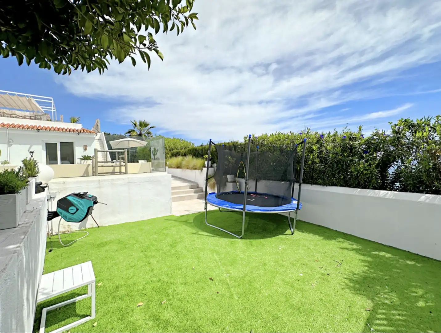 Terrassa de Casa o xalet en venda en Estepona amb Aire condicionat, Jardí privat i Terrassa