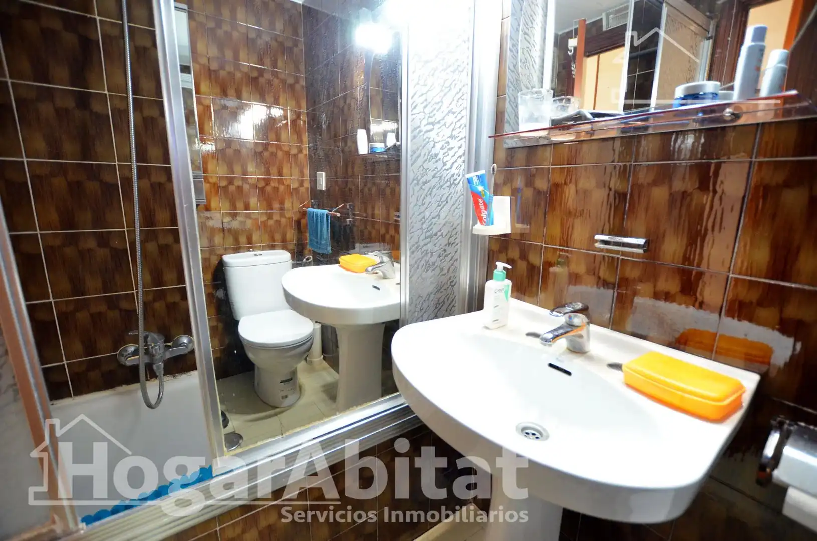Bany de Pis en venda en Alicante / Alacant amb Aire condicionat, Parquet i Moblat