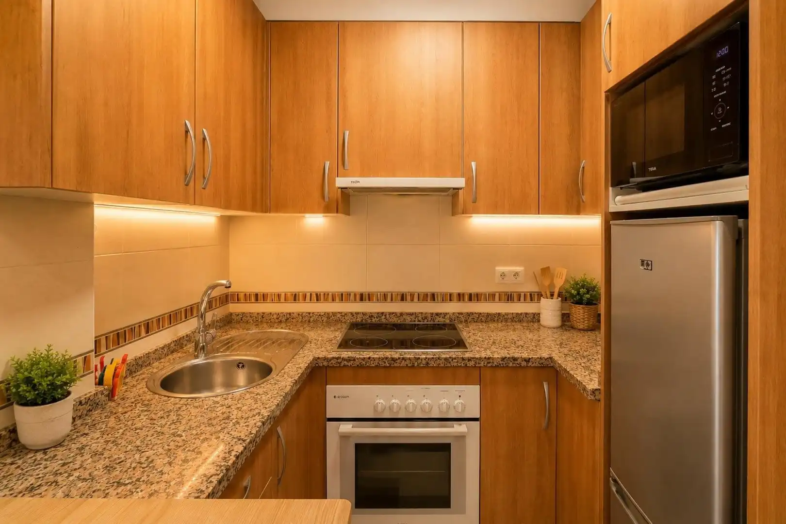 Cocina de Apartamento en venta en Nerja con Aire acondicionado, Calefacción y Terraza