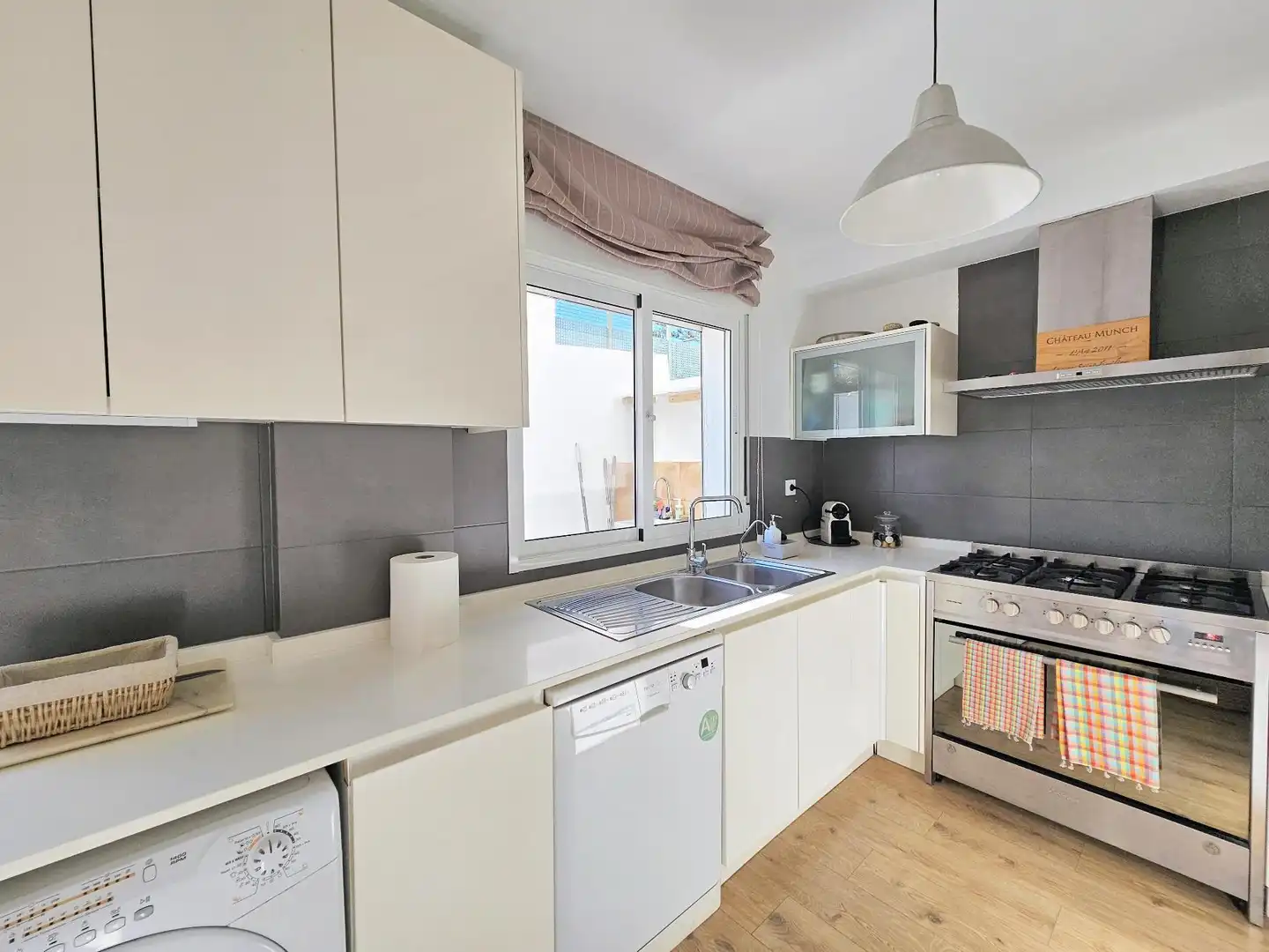 Kitchen of Duplexes for rent in Cartagena  with Air Conditioner, Heating and Terrace