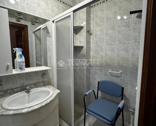 Bany de Casa adosada en venda en Cabra amb Aire condicionat