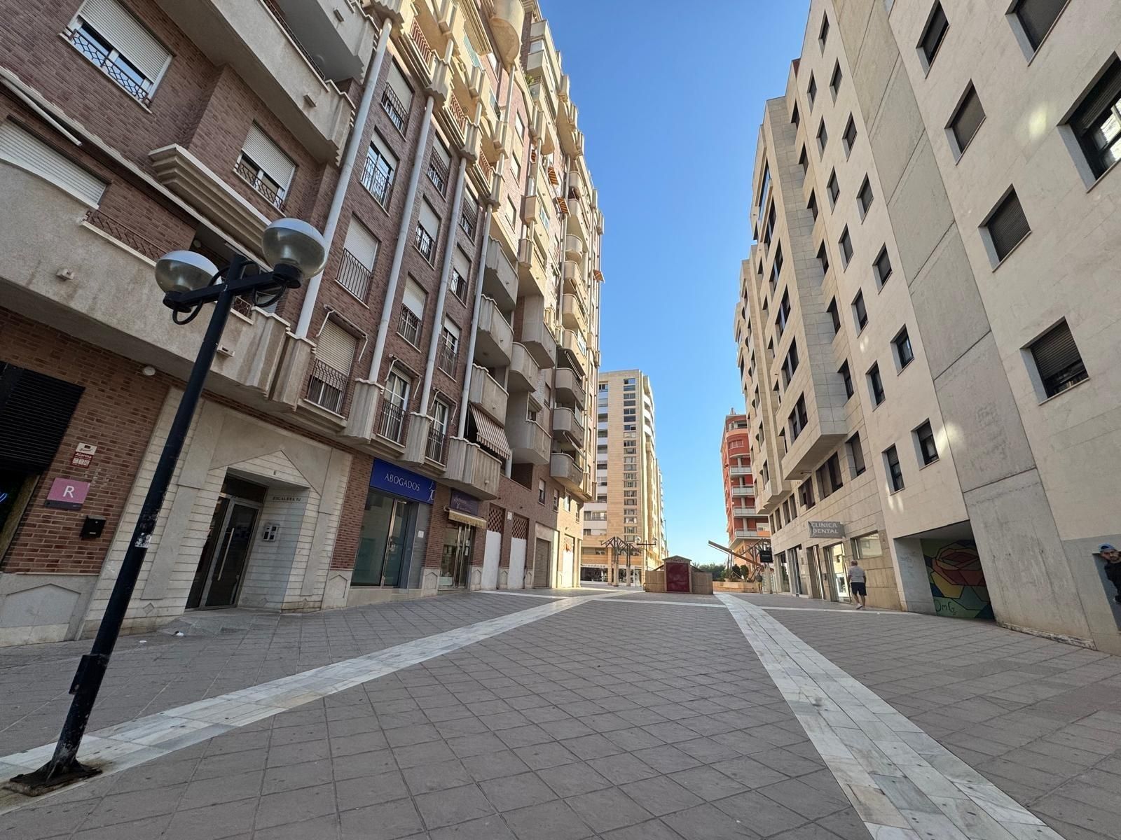 Local en venda a Calle Reina Sofía, Vistalegre