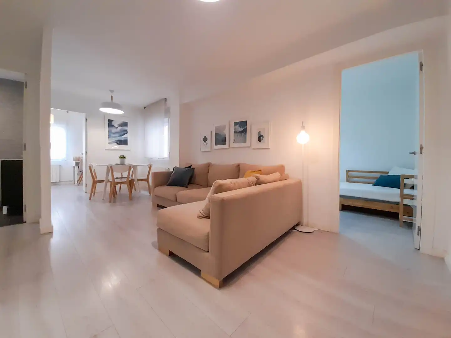 Living room of Flat for rent in Madrid  with Heating, Furnished and Oven