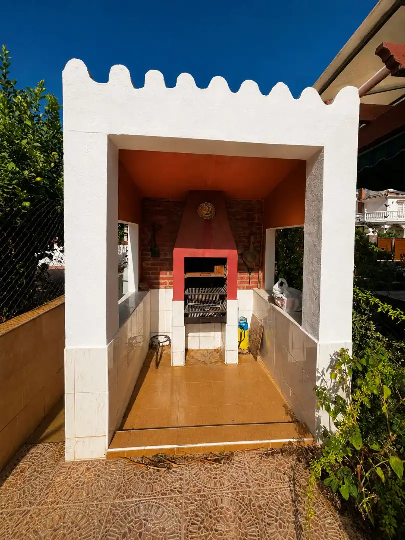 Casa o chalet en venta en Alhaurín de la Torre con Aire acondicionado, Jardín privado y Terraza