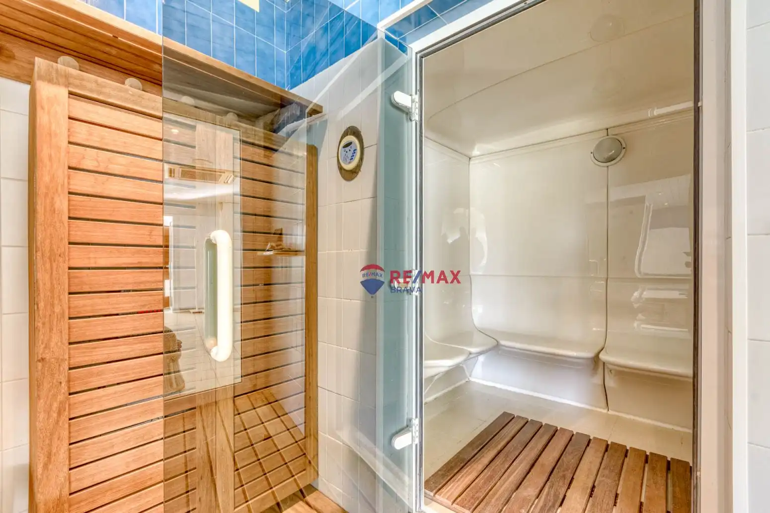 Bany de Casa o xalet en venda en Roses amb Aire condicionat, Jardí privat i Terrassa