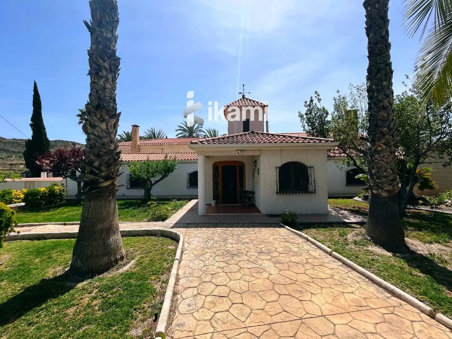 Vista exterior de Casa o chalet en venta en Elda con Calefacción, Trastero y Piscina
