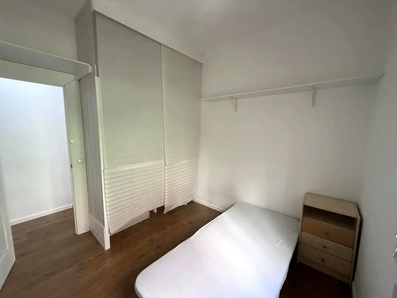 Bedroom of Flat for rent in Madrid  with Air Conditioner, Heating and Furnished