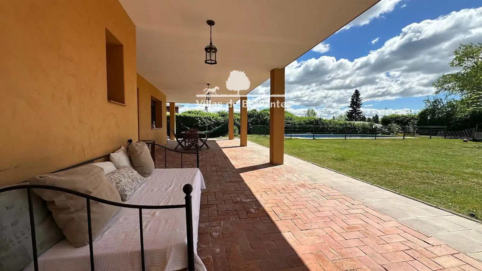 Garden of Houses for sale in Villanueva de la Cañada  with Air Conditioner, Heating and Parquet flooring