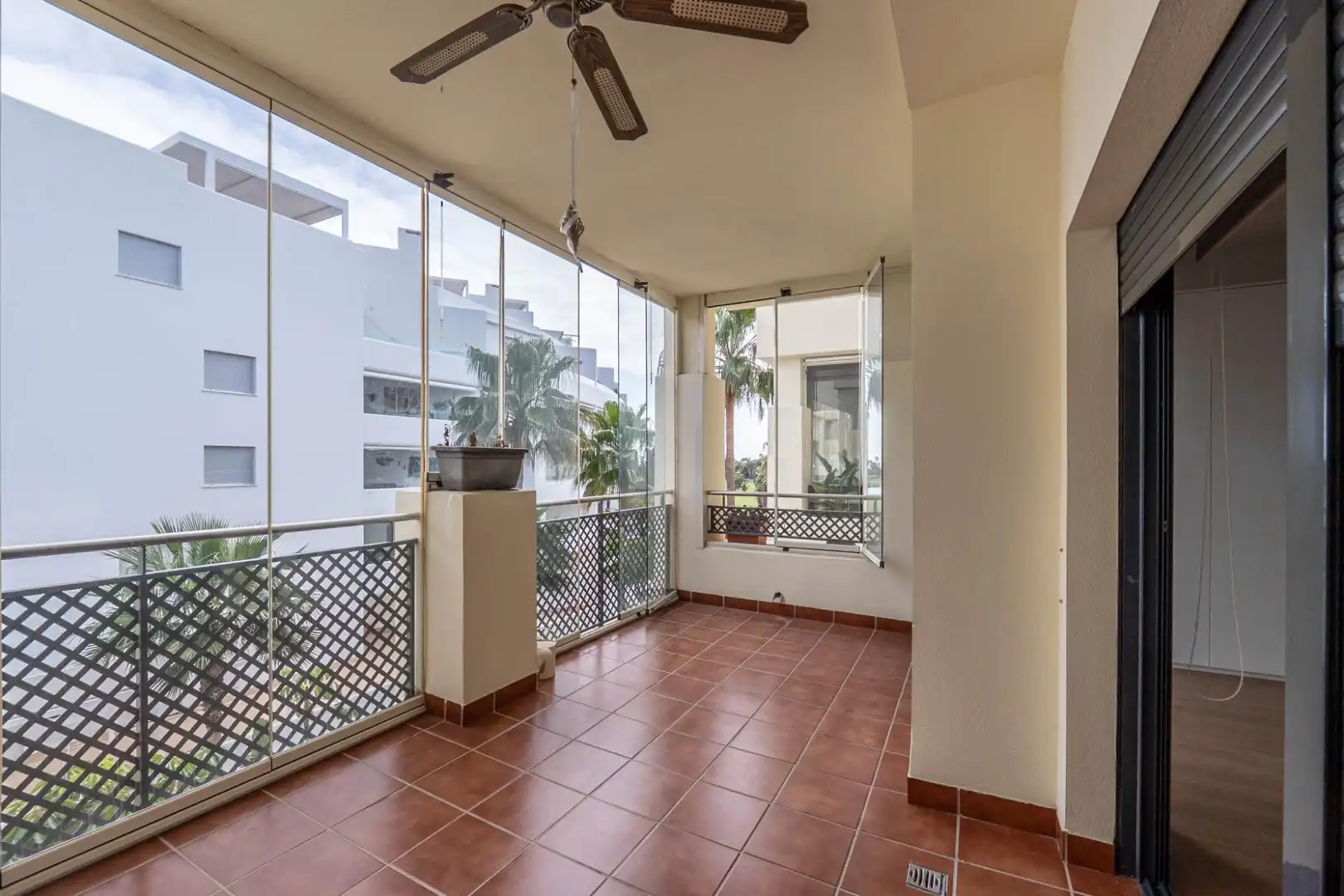 Terraza de Piso en venta en Motril con Terraza y Piscina comunitaria