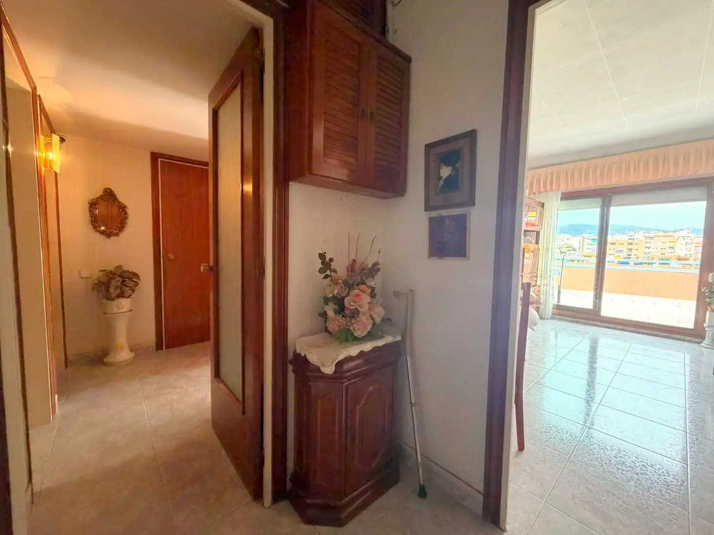 Ático en venta en L'Hospitalet de Llobregat con Calefacción, Terraza y Horno