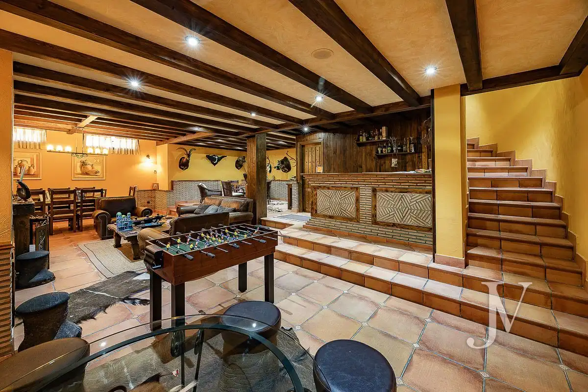 Casa o chalet en venta en El Casar con Aire acondicionado, Calefacción y Jardín privado