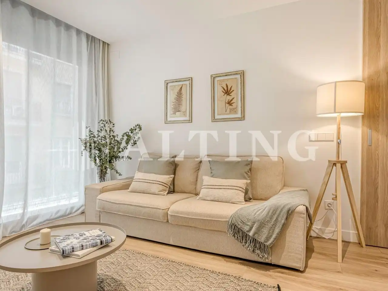 Living room of Flat for sale in Barcelona  with Heating, Parquet flooring and Terrace