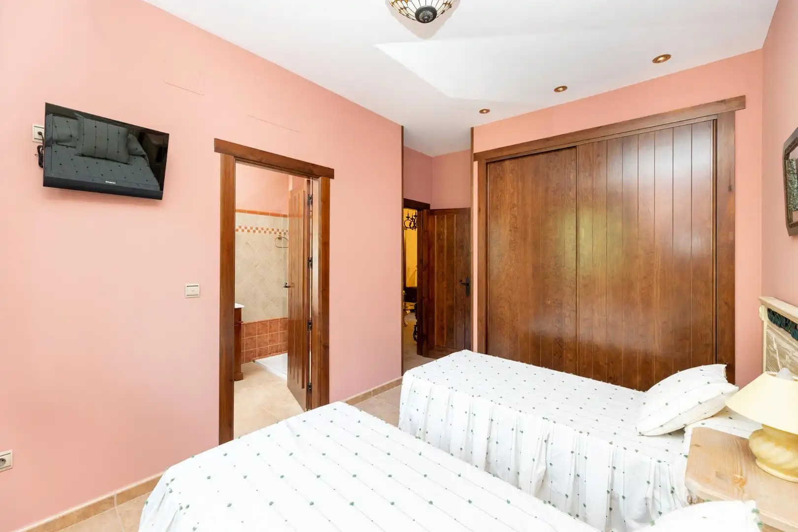 Bedroom of Houses for sale in Colomera  with Heating, Terrace and Storage room