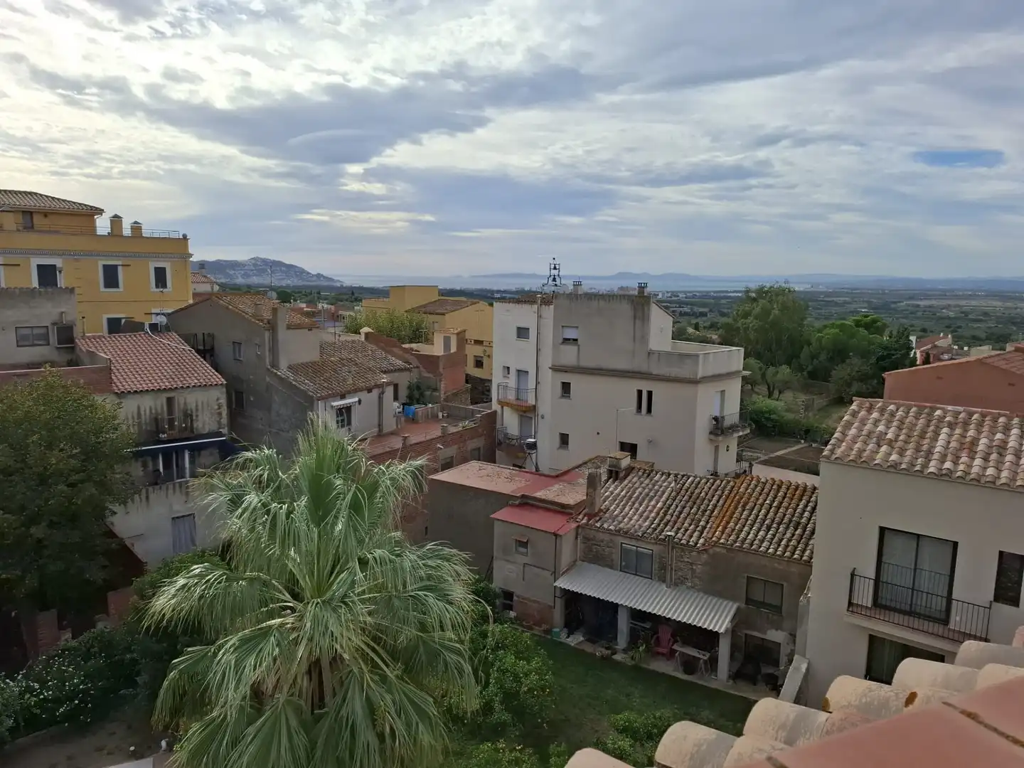 Vista exterior de Planta baja en venta en Palau-saverdera con Calefacción, Terraza y Trastero