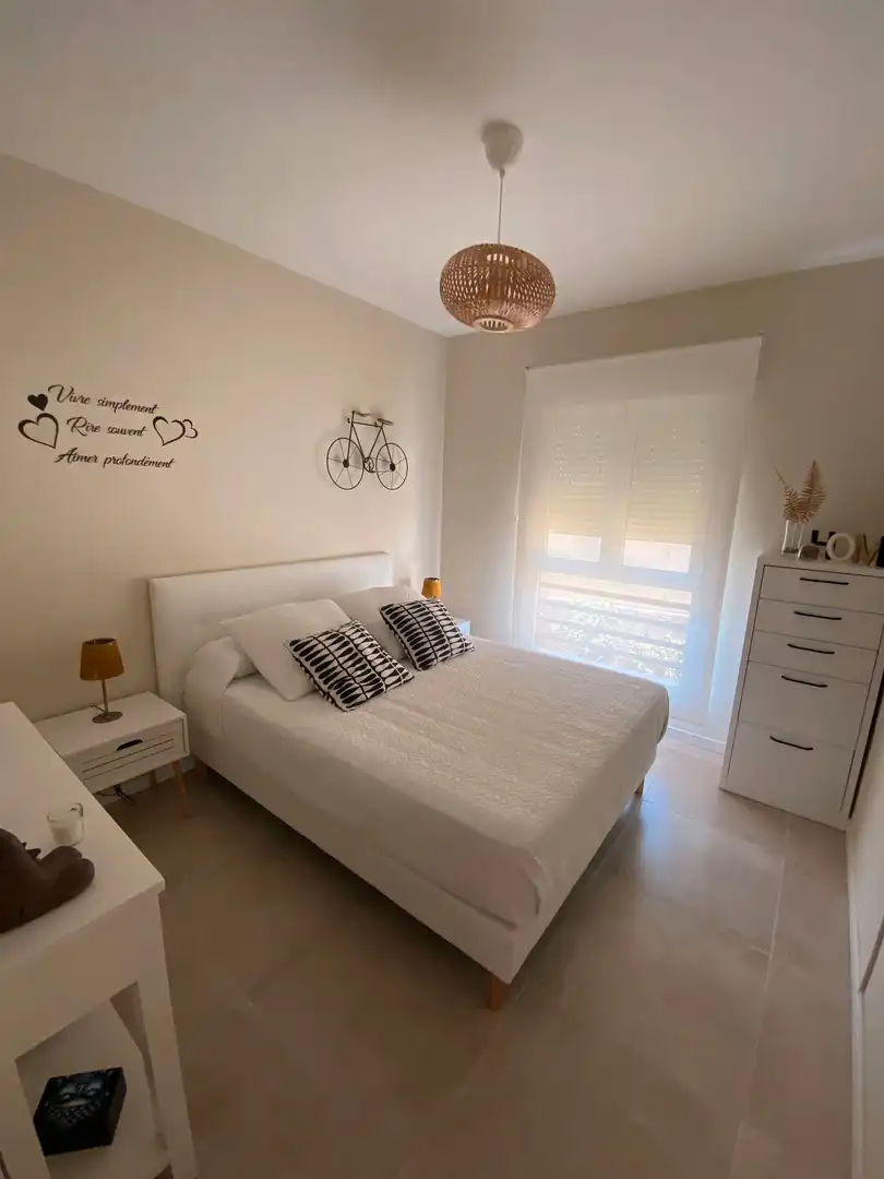 Habitación de Casa adosada en venta en Torremolinos con Aire acondicionado, Jardín privado y Terraza
