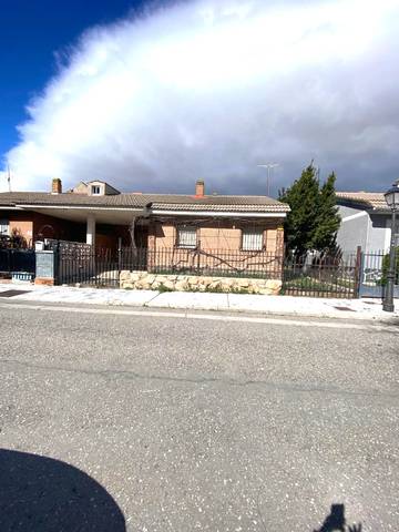 Casa adosada en Venta en Avenida Museo del Prado en La Paloma - Asfain