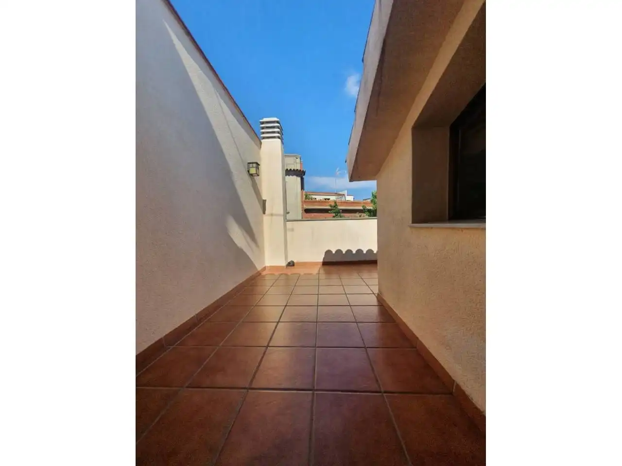 Vista exterior de Casa o xalet en venda en Sabadell amb Aire condicionat, Calefacció i Parquet