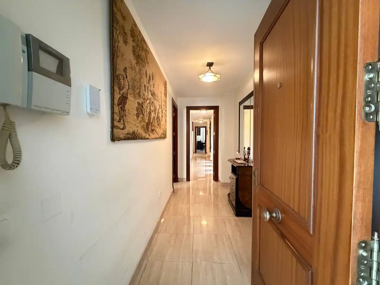 Flat with terrace for sale in Calle Constantino, imagen 7