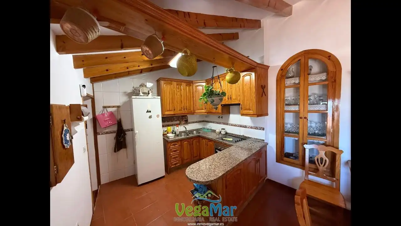 Cocina de Casa o chalet en venta en Almuñécar con Aire acondicionado, Jardín privado y Terraza