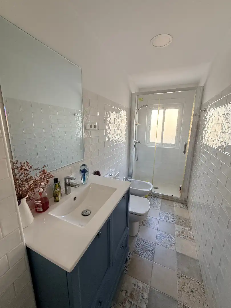 Bathroom of Flat for sale in Cartagena  with Air Conditioner and Furnished