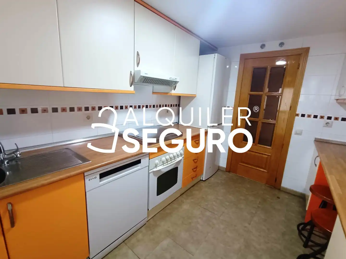 Kitchen of Flat for rent in Pinto  with Heating and Furnished