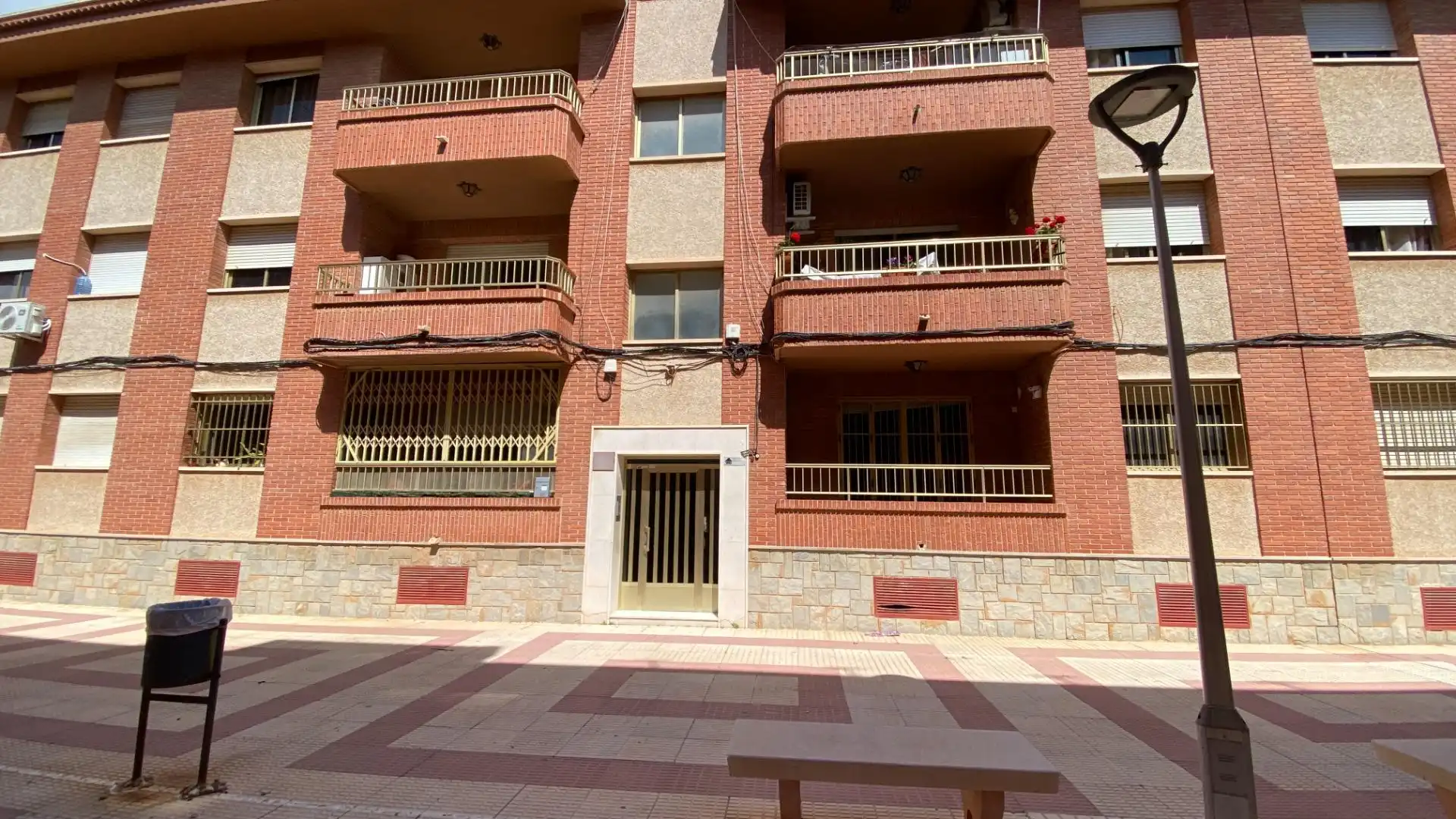 Vista exterior de Piso en venta en San Pedro del Pinatar
