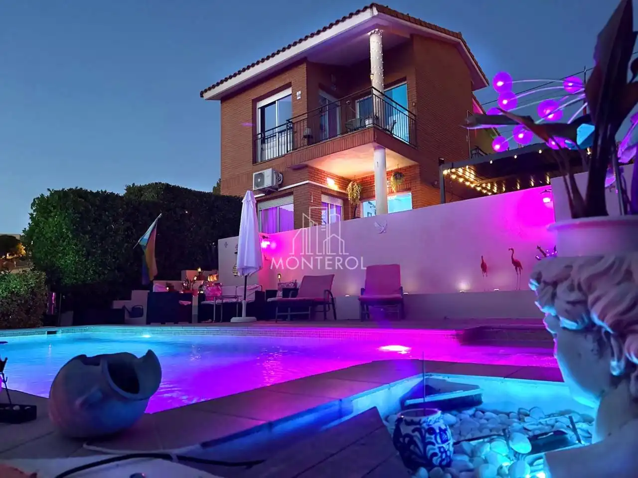Detached house with pool for sale in Castellnou - Can Mir - Can Solà