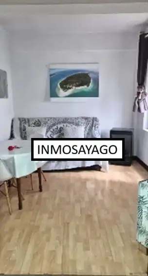 Sala d'estar de Pis en venda en Torrelavega  amb Moblat