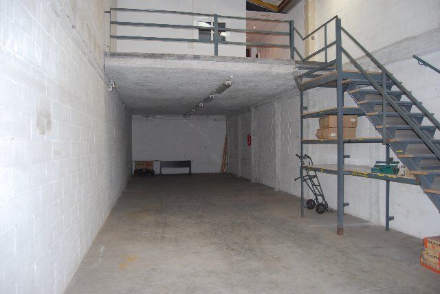 Nau industrial en venda en Castellar del Vallès