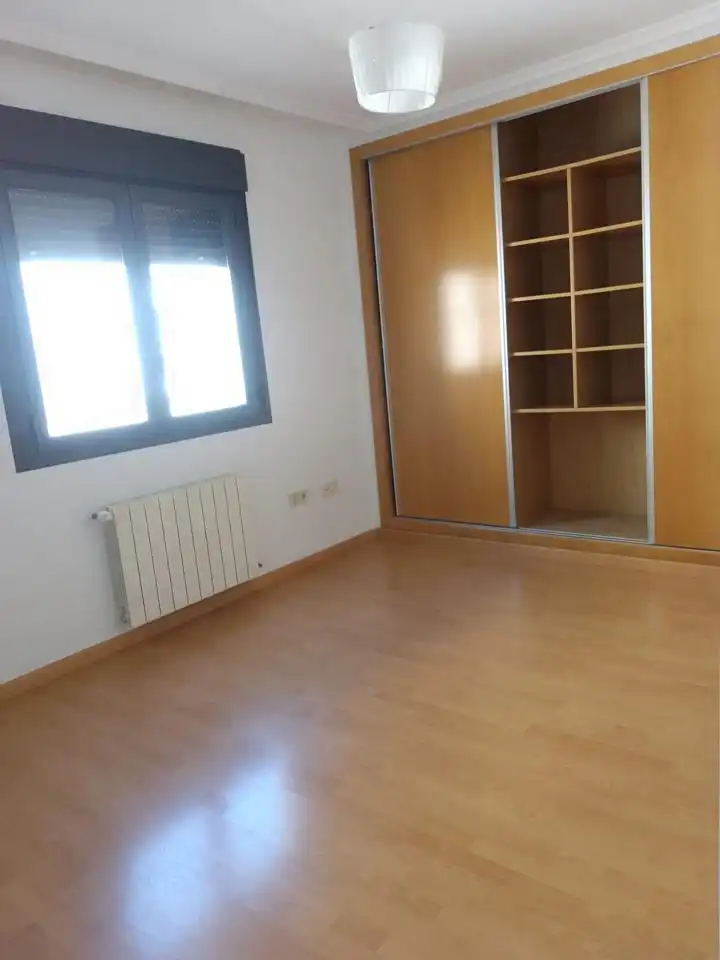 Schlafzimmer von Wohnung zur Miete in Albacete mit Heizung und Terrasse