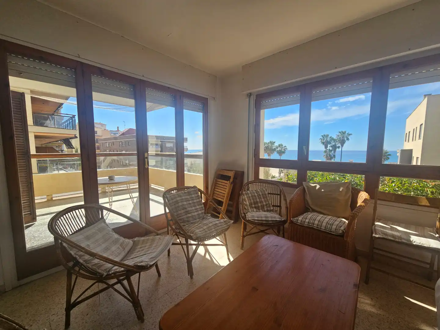 Sala de estar de Apartamento en venta en Torredembarra con Calefacción, Terraza y Amueblado