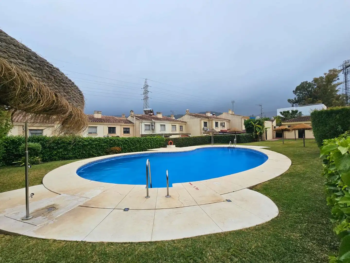 Piscina de Casa o chalet en venta en Alhaurín de la Torre con Aire acondicionado, Calefacción y Terraza