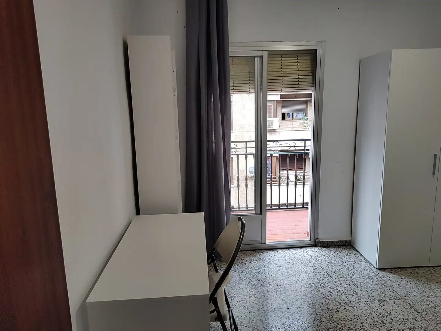 Dormitori de Pis de lloguer en Jaén amb Aire condicionat, Calefacció i Terrassa