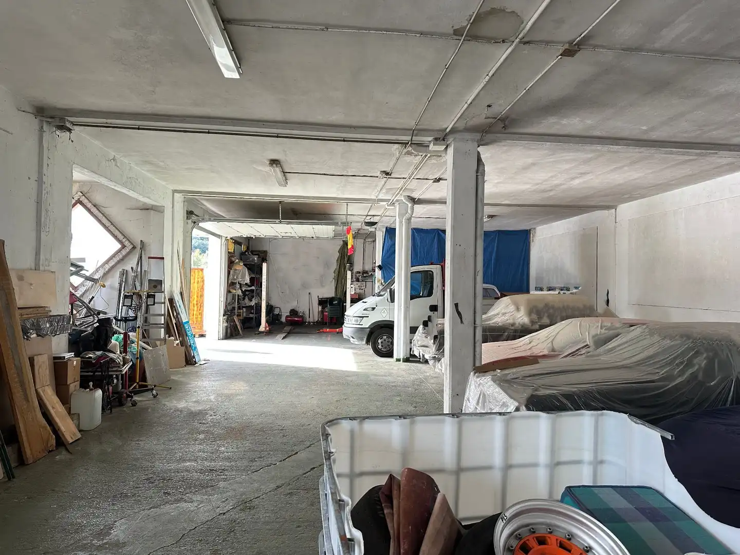 Commercial properties for sale in Entrambasaguas