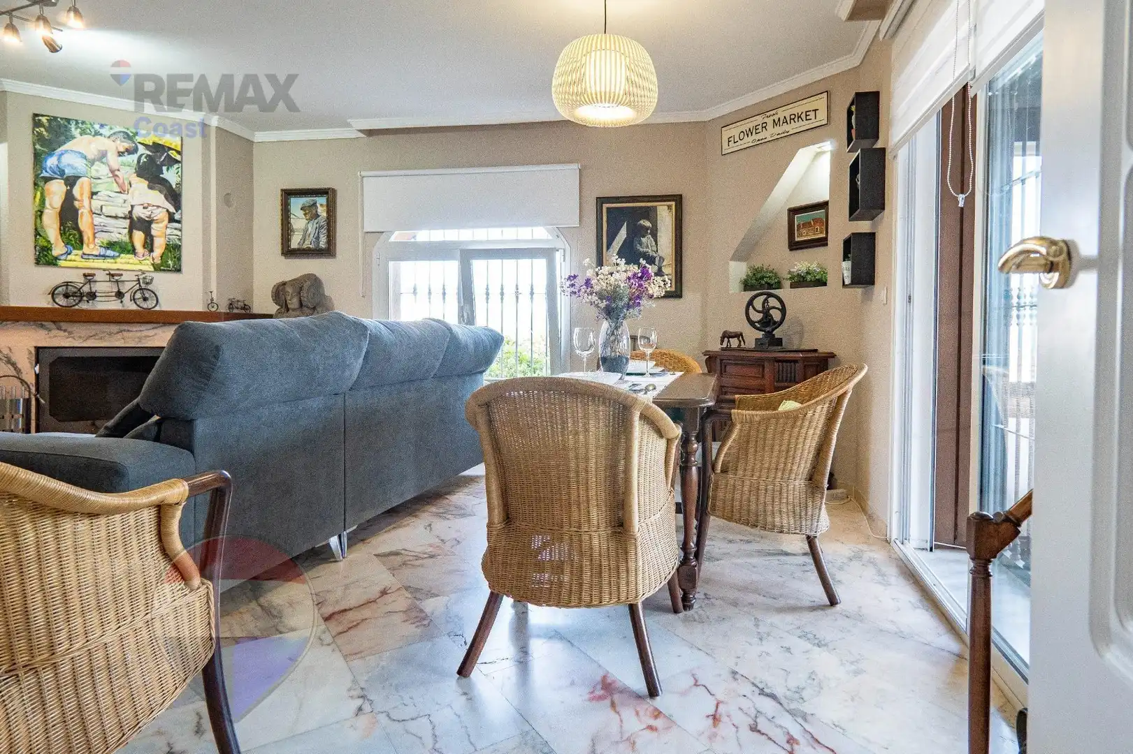 Sala d'estar de Casa o xalet en venda en Alhaurín de la Torre amb Aire condicionat, Calefacció i Jardí privat