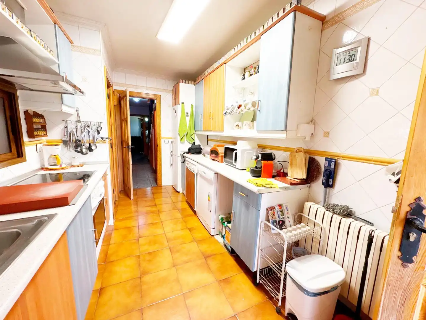 Cocina de Casa o chalet en venta en Navarredonda de la Rinconada con Terraza, Trastero y Amueblado