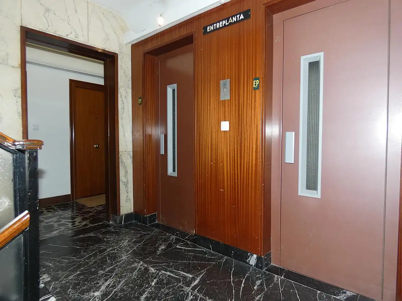 Oficina con ascensor en alquiler en Indautxu, imagen 3