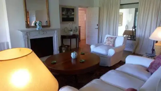Sala d'estar de Casa o xalet de lloguer en Sotogrande amb Aire condicionat, Calefacció i Jardí privat