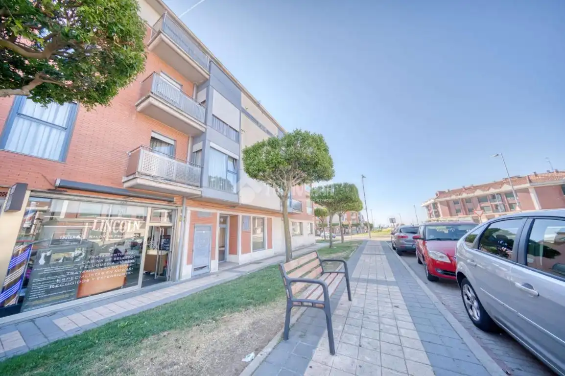 Piso con ascensor en venta en La Flecha - Monasterio del Prado, imagen 3