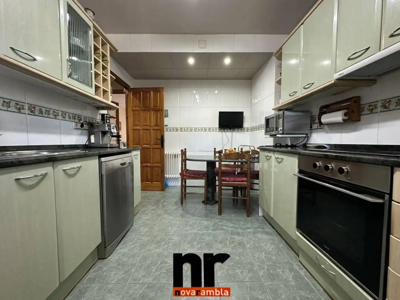 Adosado con jardín en venta en Can Mas, imagen 8