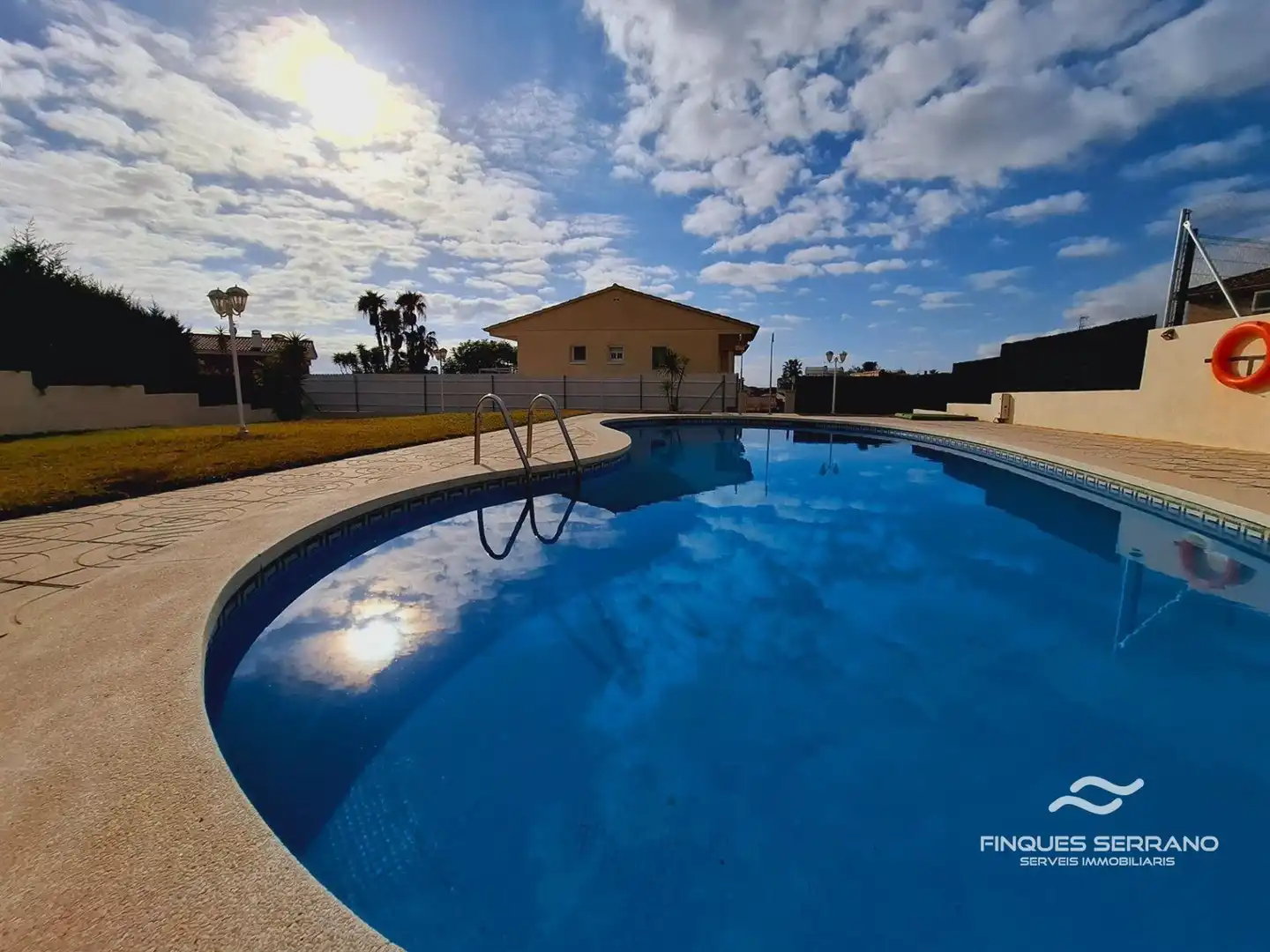Piscina de Casa adosada en venta en Calafell con Calefacción, Terraza y Piscina