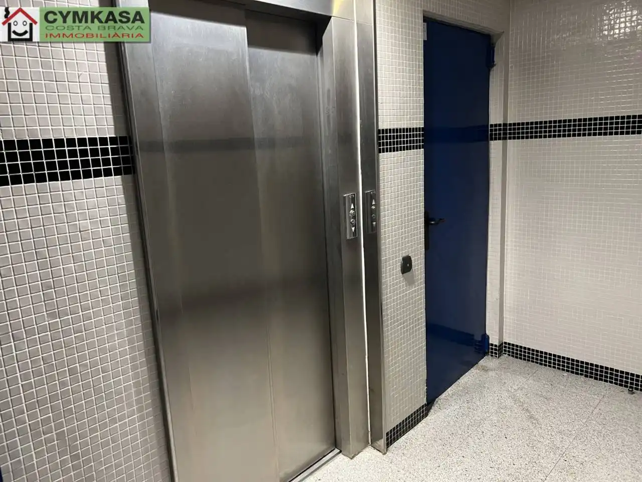 Garatge en venda a Avenida DELS VENTS, 9, Montigalà