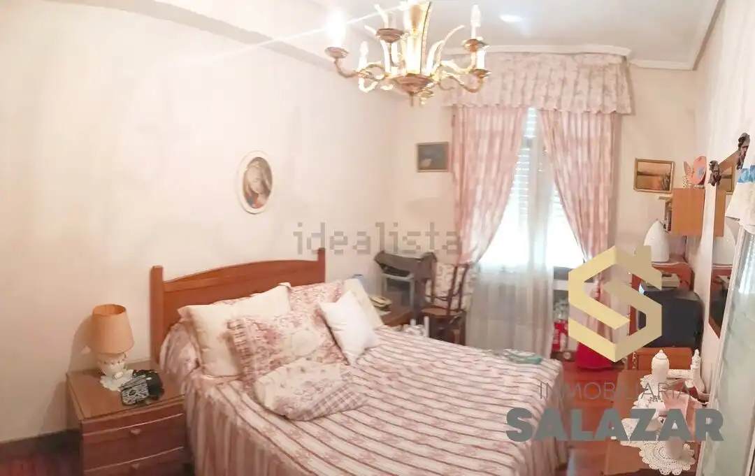 Habitación de Piso en venta en Bilbao  con Calefacción y Trastero